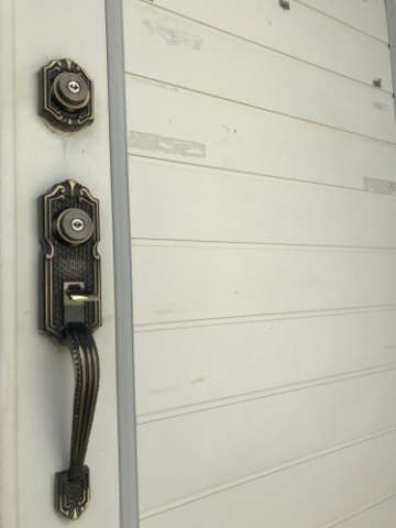 古くなった玄関ドアのサムラッチ錠を交換！補修・交換工事