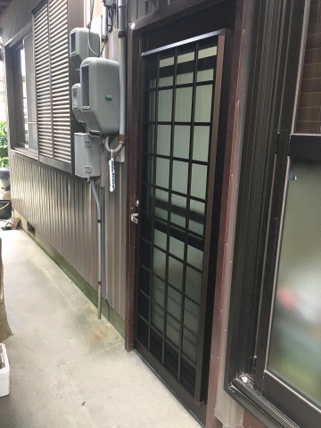 【豊橋牛川通店】勝手口ドアを通風機能付きドアに取り替え