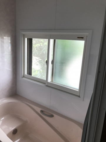 〈豊橋牛川通店〉寒さ対策として浴室に内窓を設置しました　豊橋市